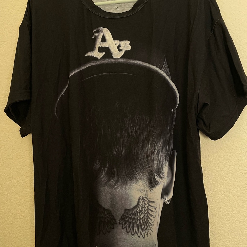 NEW NEVER WORN JB Justice Tour Merch Size M